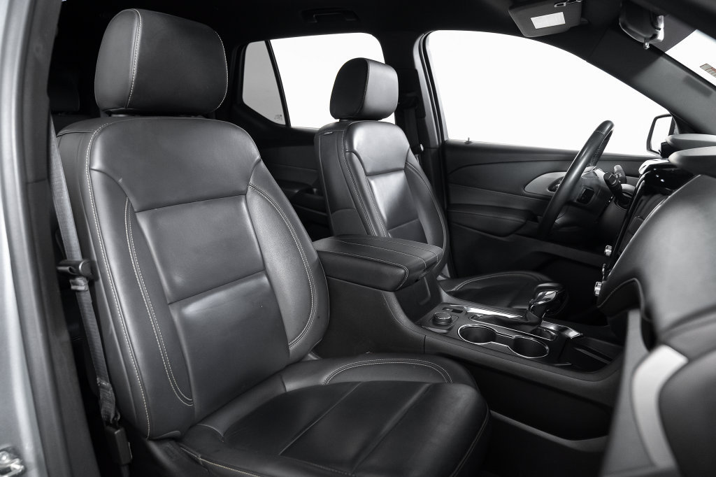 Used 2023 Chevrolet Traverse LT FWD image 27