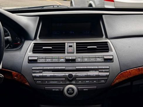 Used 2012 Honda Accord EX-L image 25