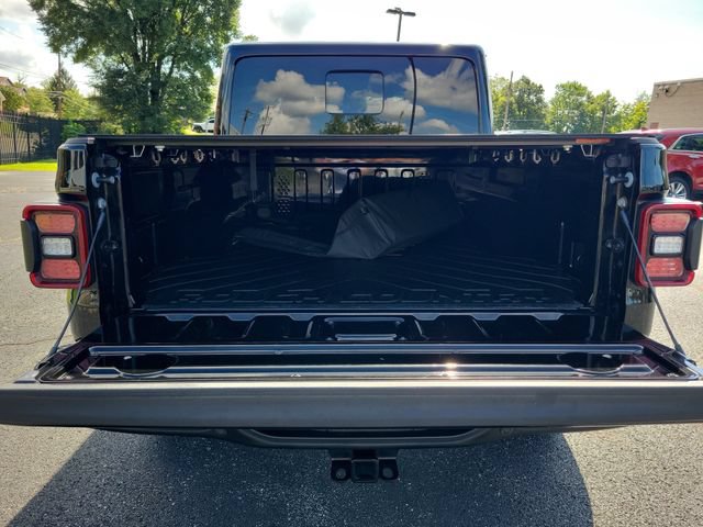 Used 2025 Jeep Gladiator Mojave AWD/4WD image 29