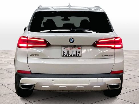 Used 2021 BMW X5 xDrive40i w/ Premium Package image 7