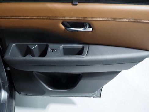 Used 2023 Nissan Pathfinder Platinum FWD image 68