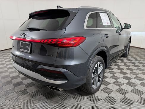 Certified 2025 Audi Q5 Premium w/ Convenience Package AWD/4WD image 9