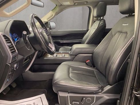 Used 2019 Ford Expedition Platinum AWD/4WD image 8