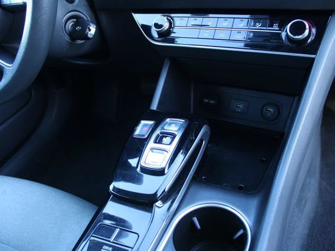 Used 2021 Hyundai Sonata SE FWD image 18