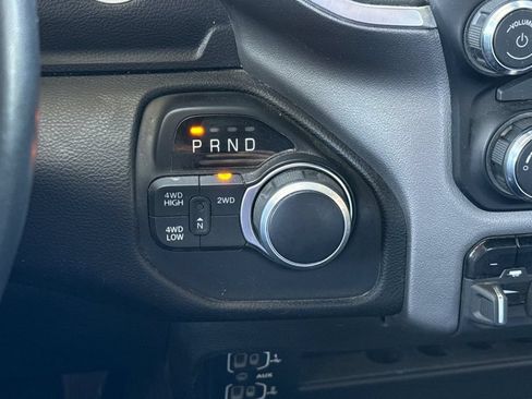 Used 2024 RAM 2500 Big Horn AWD/4WD image 30