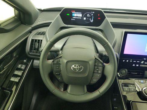 Certified 2025 Toyota bZ4X AWD image 14