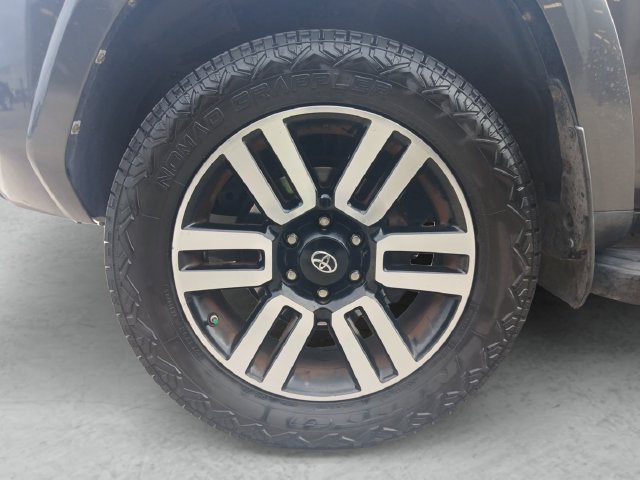 Used 2014 Toyota 4Runner SR5 Premium AWD/4WD image 24