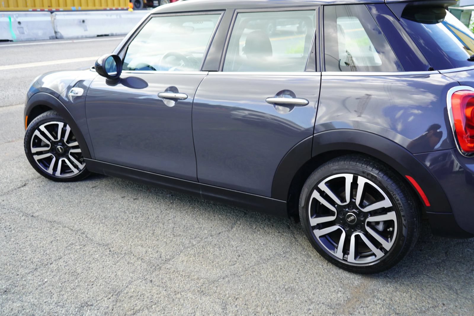 Used 2019 MINI Cooper S FWD image 6
