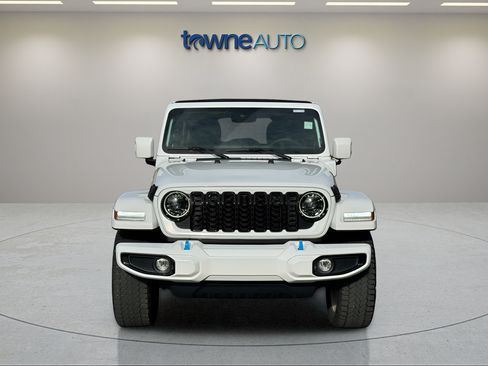 Used 2024 Jeep Wrangler High Altitude AWD/4WD image 8