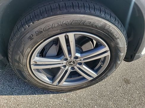 Certified 2022 Mercedes-Benz GLC 300 image 18