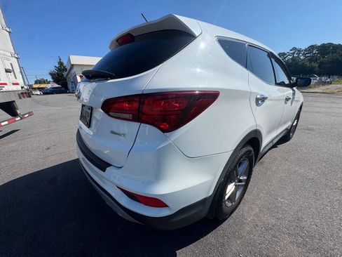 Used 2018 Hyundai Santa Fe Sport FWD image 5