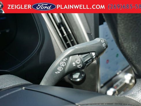 Used 2024 Ford Edge SE AWD/4WD image 24