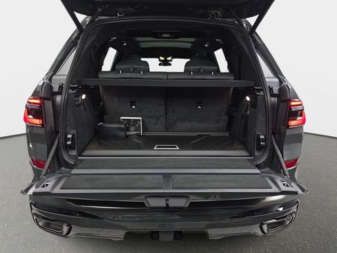 New 2026 BMW X7 xDrive40i w/ M Sport Package AWD/4WD image 13
