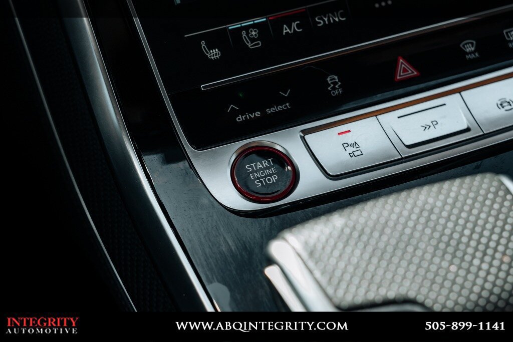 Used 2024 Audi RS Q8 AWD/4WD image 33