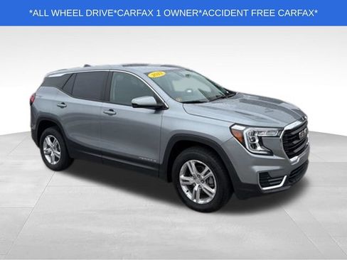 Used 2023 GMC Terrain SLE AWD/4WD image 1