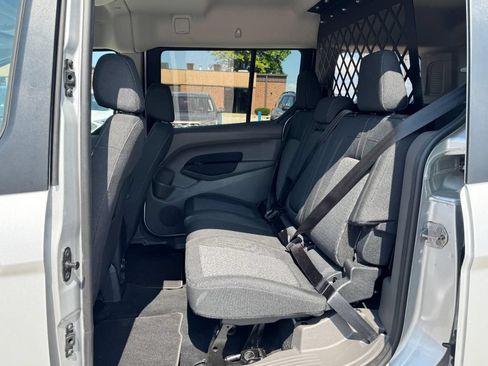 Used 2022 Ford Transit Connect XLT FWD image 10