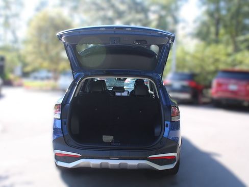 Certified 2024 Kia Sportage EX FWD image 9