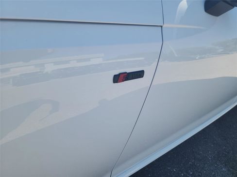 Used 2022 Audi A4 2.0T Premium Plus image 10