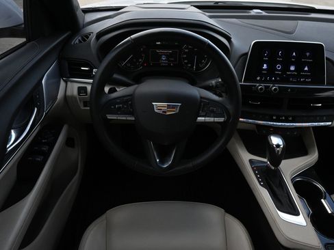 Certified 2026 Cadillac CT4 Luxury RWD image 9