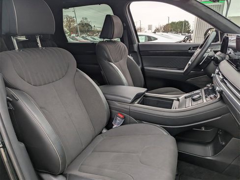 Certified 2025 Hyundai Palisade Calligraphy image 22