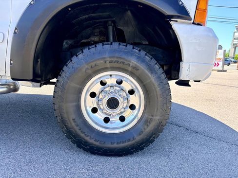 Used 2003 Ford F250 XLT AWD/4WD image 36