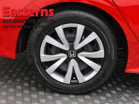 Used 2024 Honda Civic LX image 29