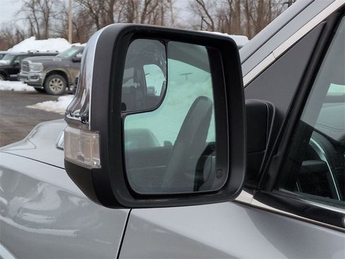 Used 2022 RAM 1500 Laramie image 11