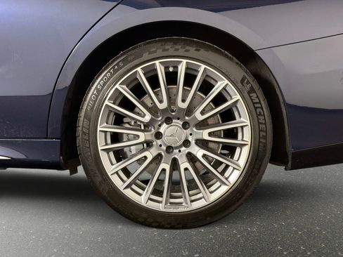 Used 2025 Mercedes-Benz E 53 AMG e 4MATIC Sedan image 12