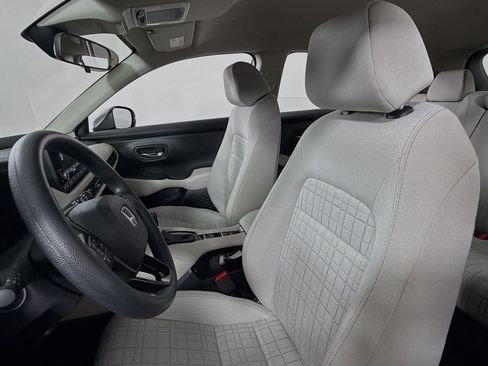 Certified 2024 Honda HR-V LX image 30