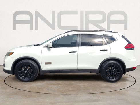 Used 2017 Nissan Rogue SV FWD image 9