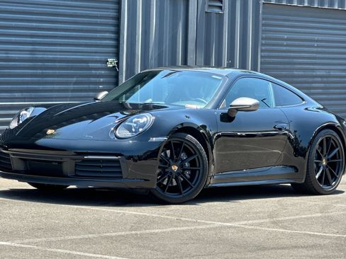 Used 2023 Porsche 911 Carrera T RWD image 1