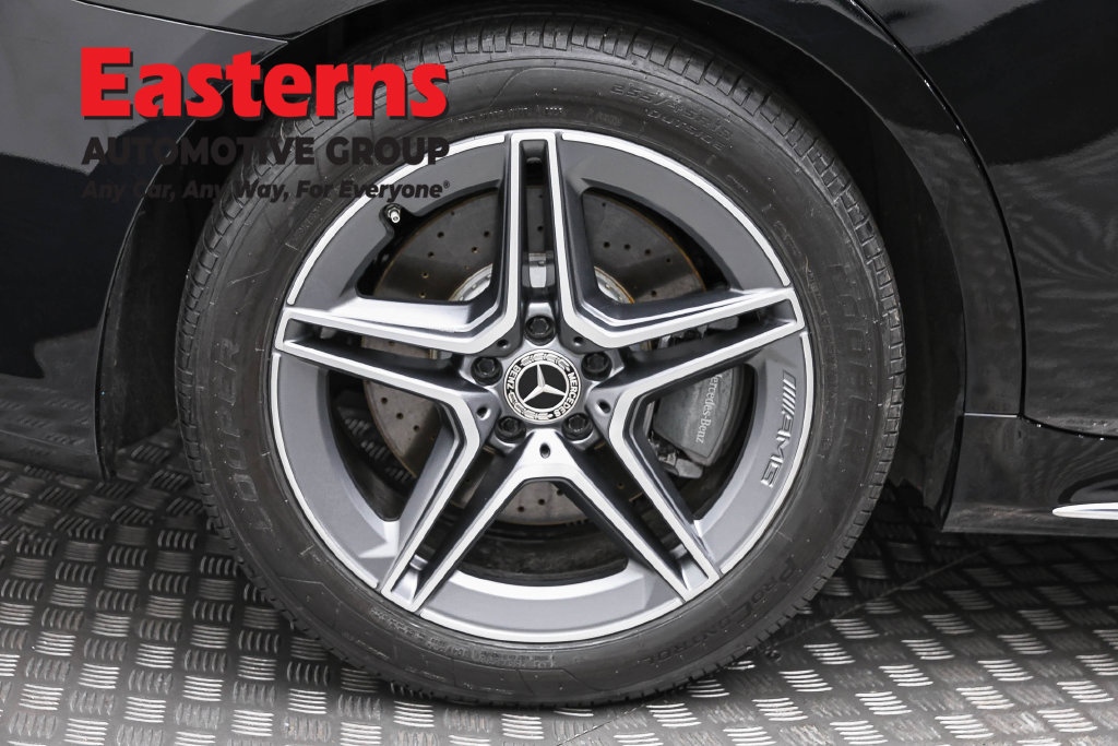 Used 2022 Mercedes-Benz S 500 4MATIC w/ AMG Line Package image 32