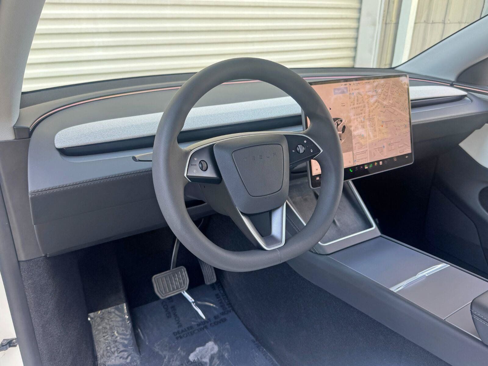 Used 2026 Tesla Model Y Long Range AWD/4WD image 14