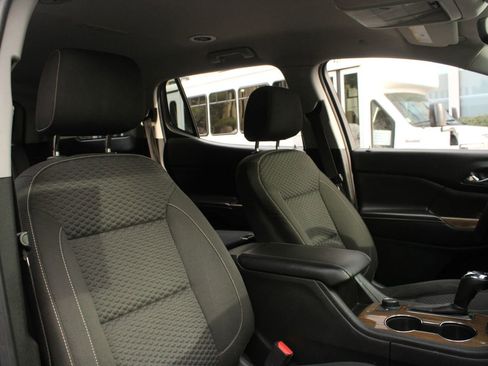 Used 2017 GMC Acadia SLE w/ Driver Alert Package I AWD/4WD image 27