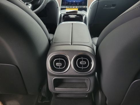 Certified 2026 Mercedes-Benz GLC 300 image 11