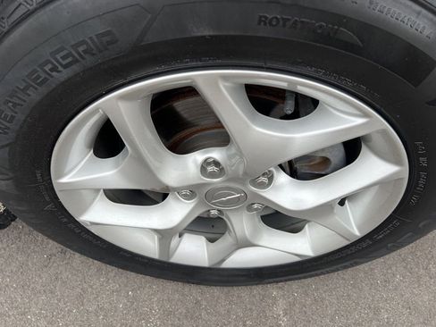 Used 2020 Chrysler Pacifica Limited image 33