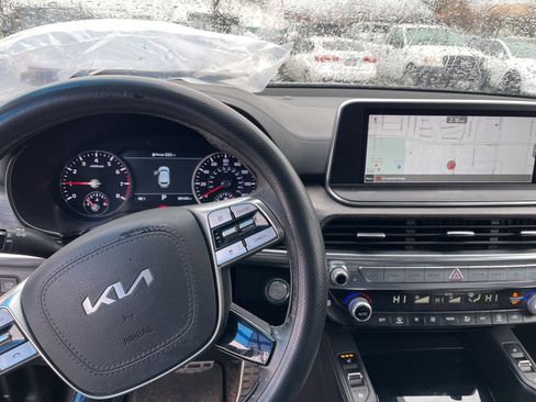 Used 2022 Kia Telluride SX w/ SX Prestige Package image 7
