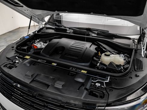 Used 2025 Land Rover Range Rover Sport Dynamic SE image 82