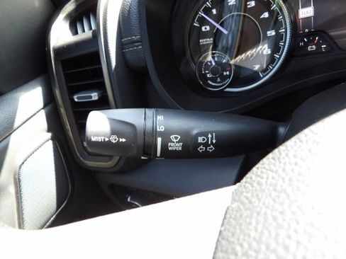 Used 2021 RAM 1500 Rebel AWD/4WD image 23