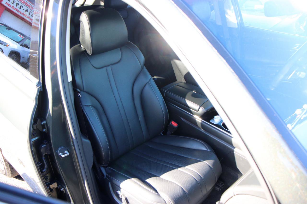 Used 2025 Genesis GV80 2.5T Standard AWD/4WD image 14