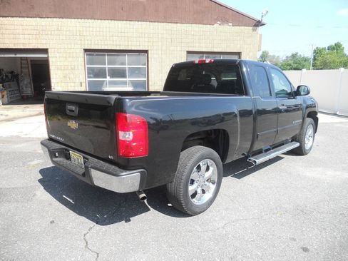 Used 2009 Chevrolet Silverado 1500 LS RWD image 9