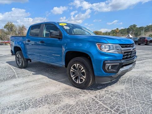 Used 2022 Chevrolet Colorado Z71 image 2