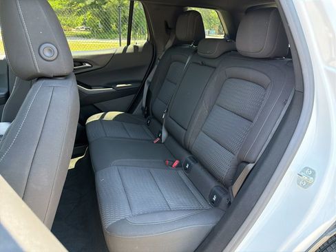 Used 2025 Chevrolet Equinox LT FWD image 22