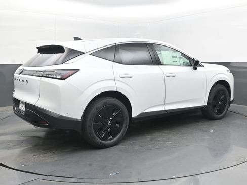 New 2025 Nissan Murano SV image 7