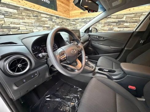 Used 2023 Hyundai Kona SEL AWD/4WD image 12