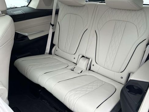 Certified 2023 BMW X7 xDrive40i w/ Executive Package image 20