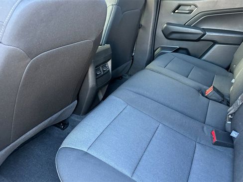 Used 2024 Chevrolet Colorado Trail Boss w/ Technology Package image 11