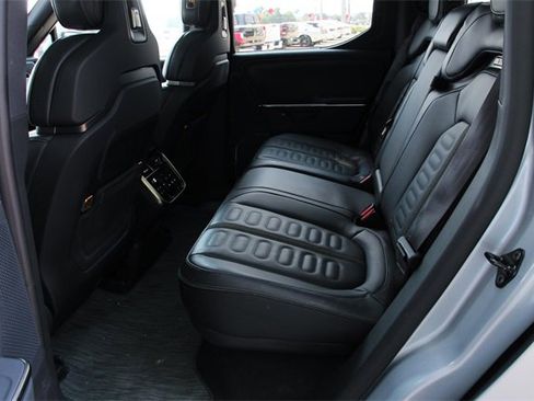 Used 2025 Rivian R1T Adventure image 19