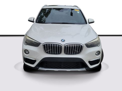 Used 2018 BMW X1 sDrive28i w/ Convenience Package FWD image 2