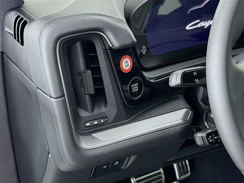 New 2025 Porsche Cayenne S AWD/4WD image 11